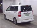 2013 Toyota Noah