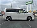 2013 Toyota Noah