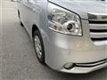 2009 Toyota Noah