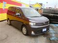 2013 Toyota Voxy