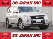 2010 Mitsubishi Pajero