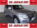 2014 Mitsubishi Pajero