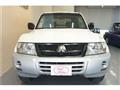 2004 Mitsubishi Pajero