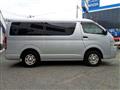 2006 Toyota Hiace