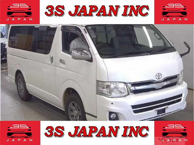 2011 Toyota Regiusace Van