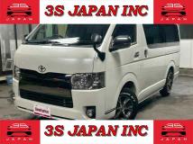 2015 Toyota Regiusace Van