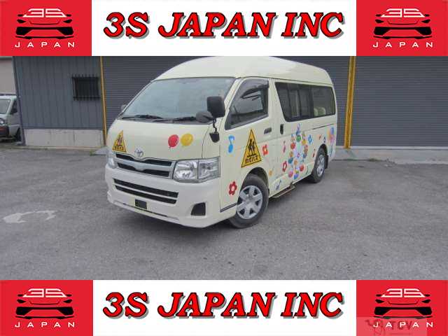 2012 Toyota Regiusace Van