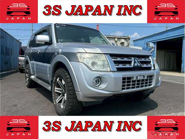 2013 Mitsubishi Pajero