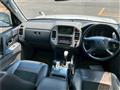 2006 Mitsubishi Pajero