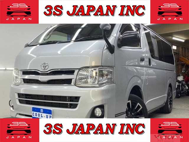 2013 Toyota Regiusace Van