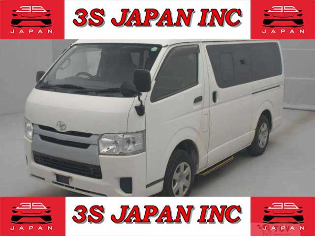 2014 Toyota Regiusace Van