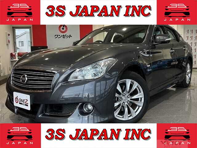 2013 Nissan FUGA HYBRID