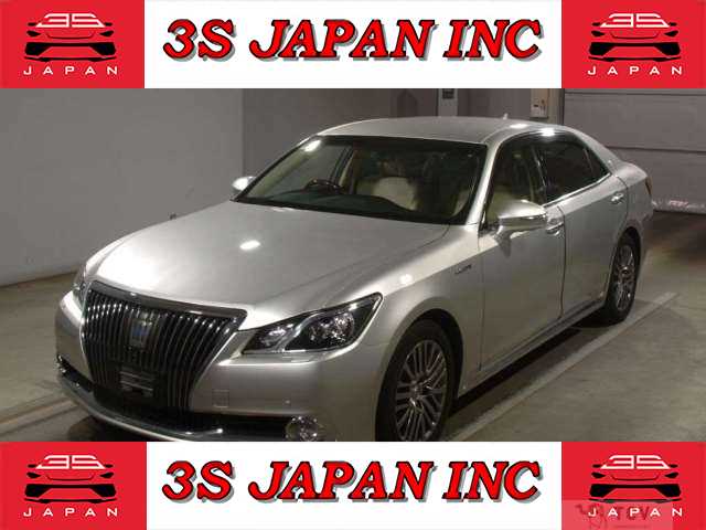 2014 Toyota Crown Majesta