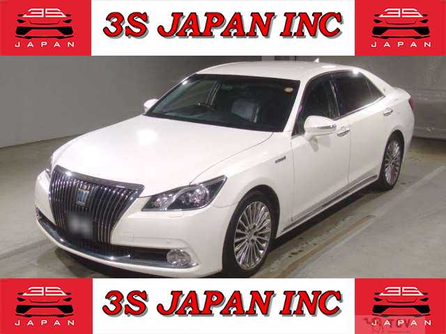 2014 Toyota Crown Majesta