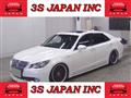 2015 Toyota Crown Majesta