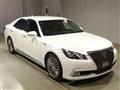 2013 Toyota Crown Majesta