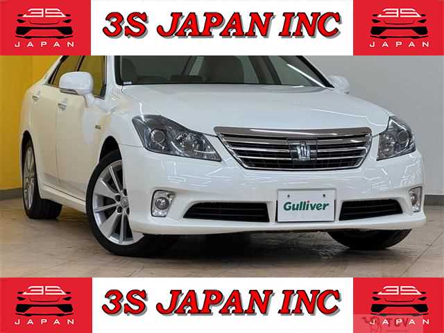 2011 Toyota Crown Hybrid