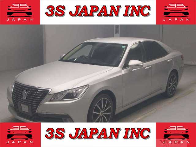 2013 Toyota Crown
