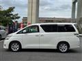 2014 Toyota Vellfire