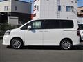 2010 Toyota Noah