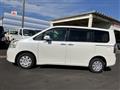 2010 Toyota Noah