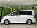 2012 Toyota Noah