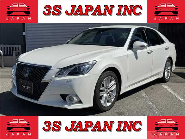 2013 Toyota Crown