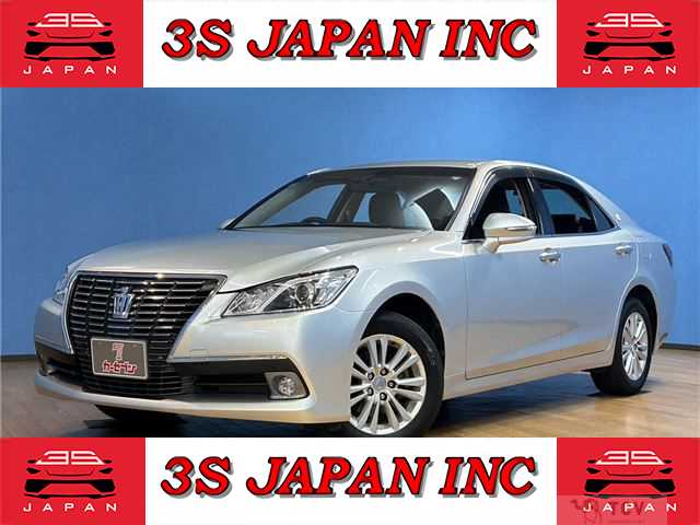 2014 Toyota Crown