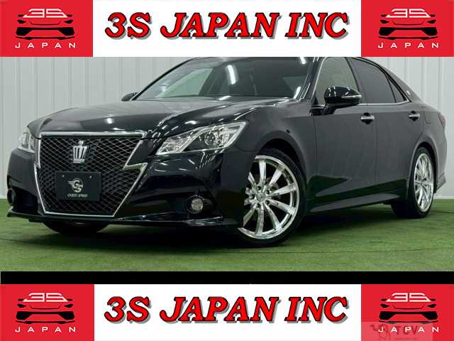 2013 Toyota Crown