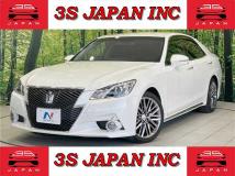 2015 Toyota Crown