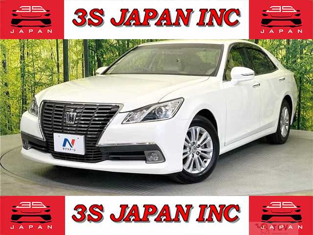 2015 Toyota Crown
