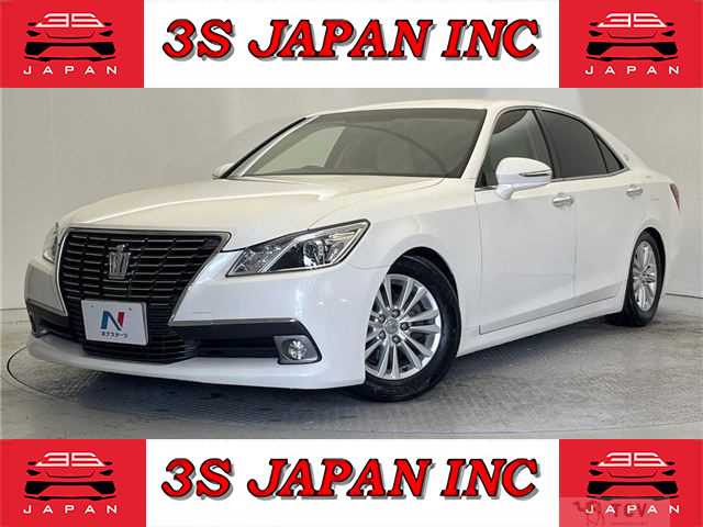 2013 Toyota Crown