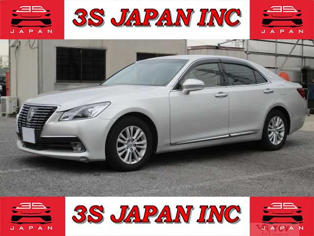 2013 Toyota Crown