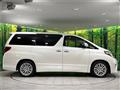 2013 Toyota Alphard