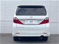 2013 Toyota Alphard