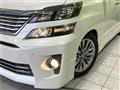 2013 Toyota Vellfire