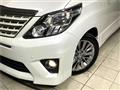2013 Toyota Alphard