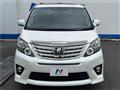 2013 Toyota Alphard