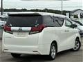 2015 Toyota Alphard