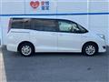 2017 Toyota Noah