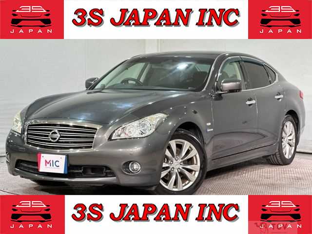 2012 Nissan FUGA HYBRID