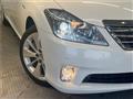 2011 Toyota Crown Hybrid