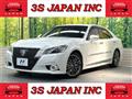 2013 Toyota Crown Hybrid