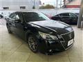 2013 Toyota Crown Hybrid