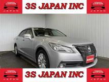2015 Toyota Crown
