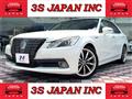 2013 Toyota Crown Hybrid
