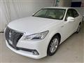 2013 Toyota Crown Hybrid