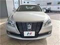2013 Toyota Crown Hybrid