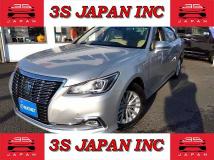 2017 Toyota Crown Hybrid