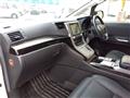 2012 Toyota Alphard Hybrid